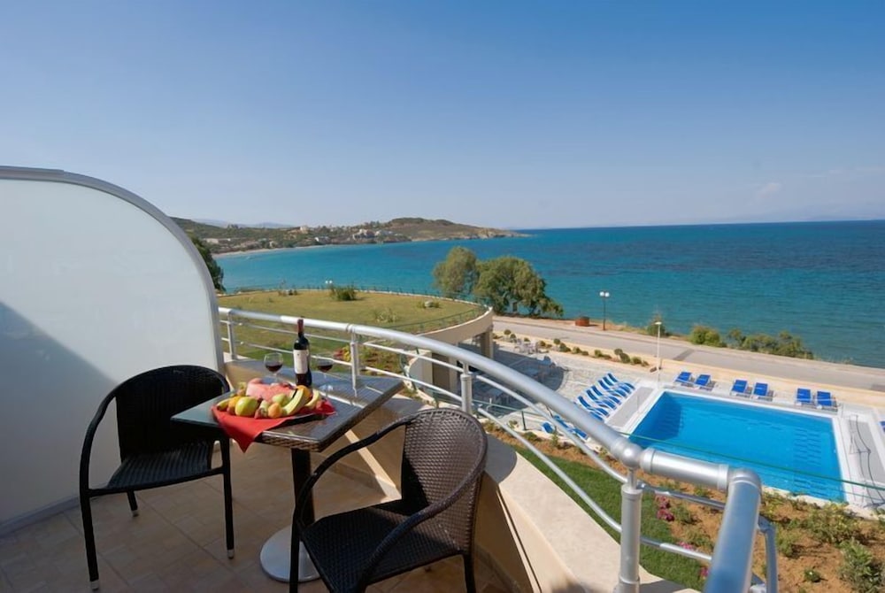 Aegean Dream Hotel 48/58