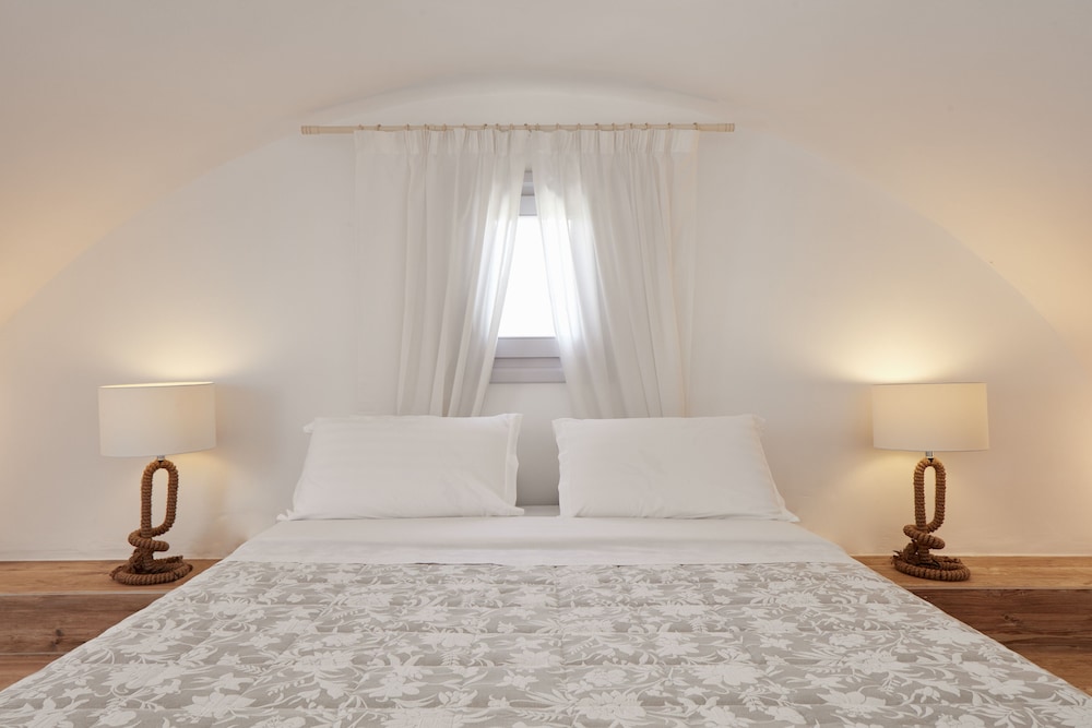Orabel Suites - Adults Only 8/50