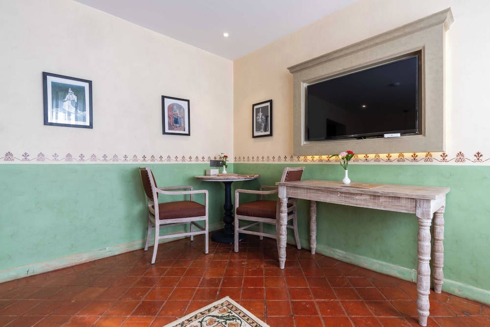 Nepali Ghar Hotels & Resort 43/50