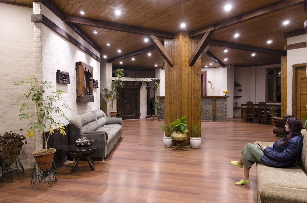 HERITAGE VILLAGE RESORT 47/77