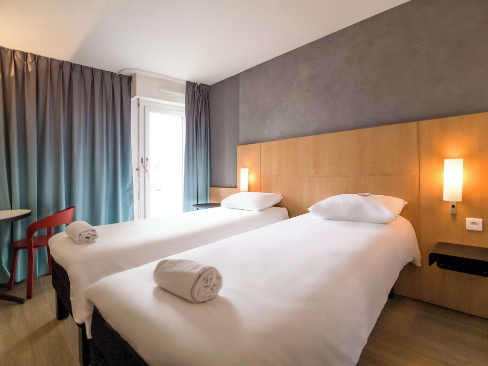 Ibis Rennes Beaulieu 22/68