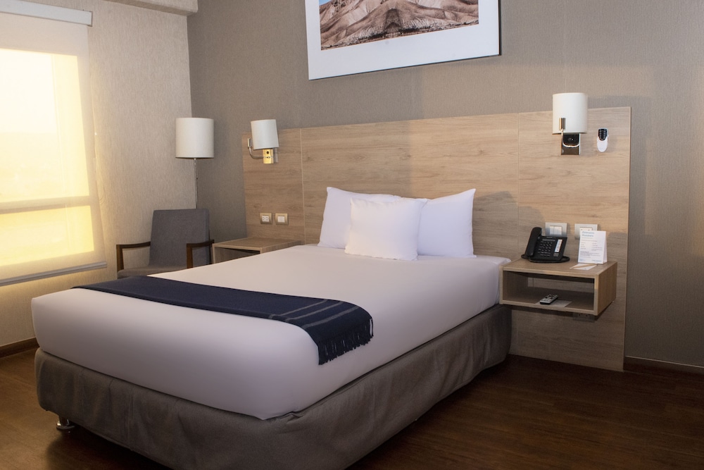 CASA ANDINA SELECT TACNA 25/76