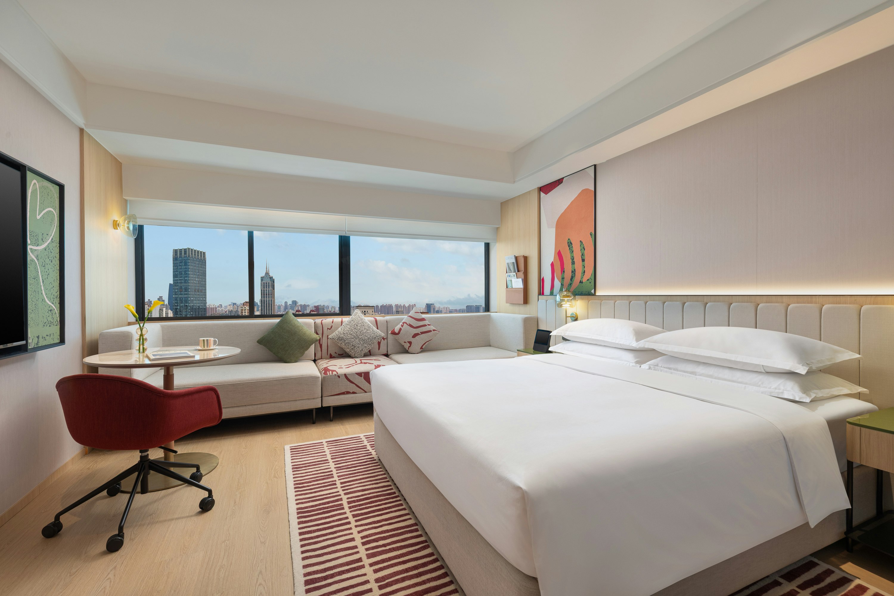 غرفة بريميوم بسرير كينج بإطلالة على المدينة مع أريكة، Atwell Suites Shanghai Wuning by IHG 2/3