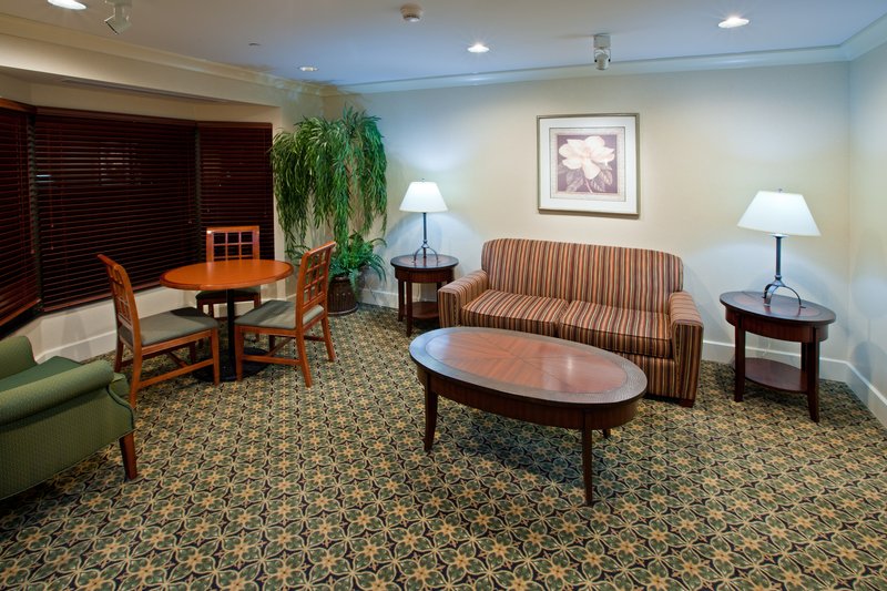 Staybridge Suites Indianapolis Airport 47/70