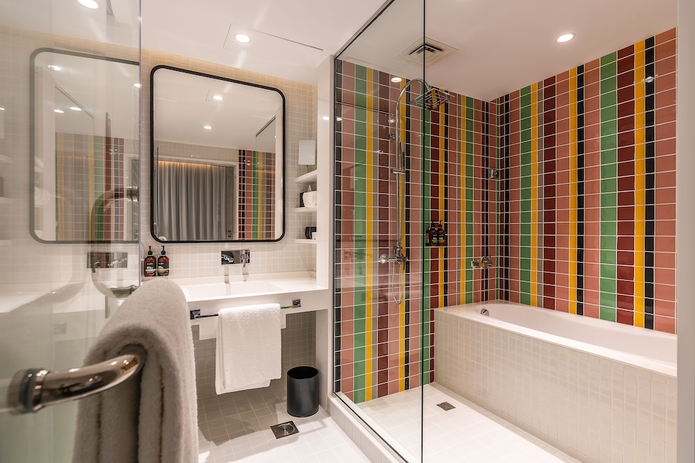 Studio One Hotel 14/67