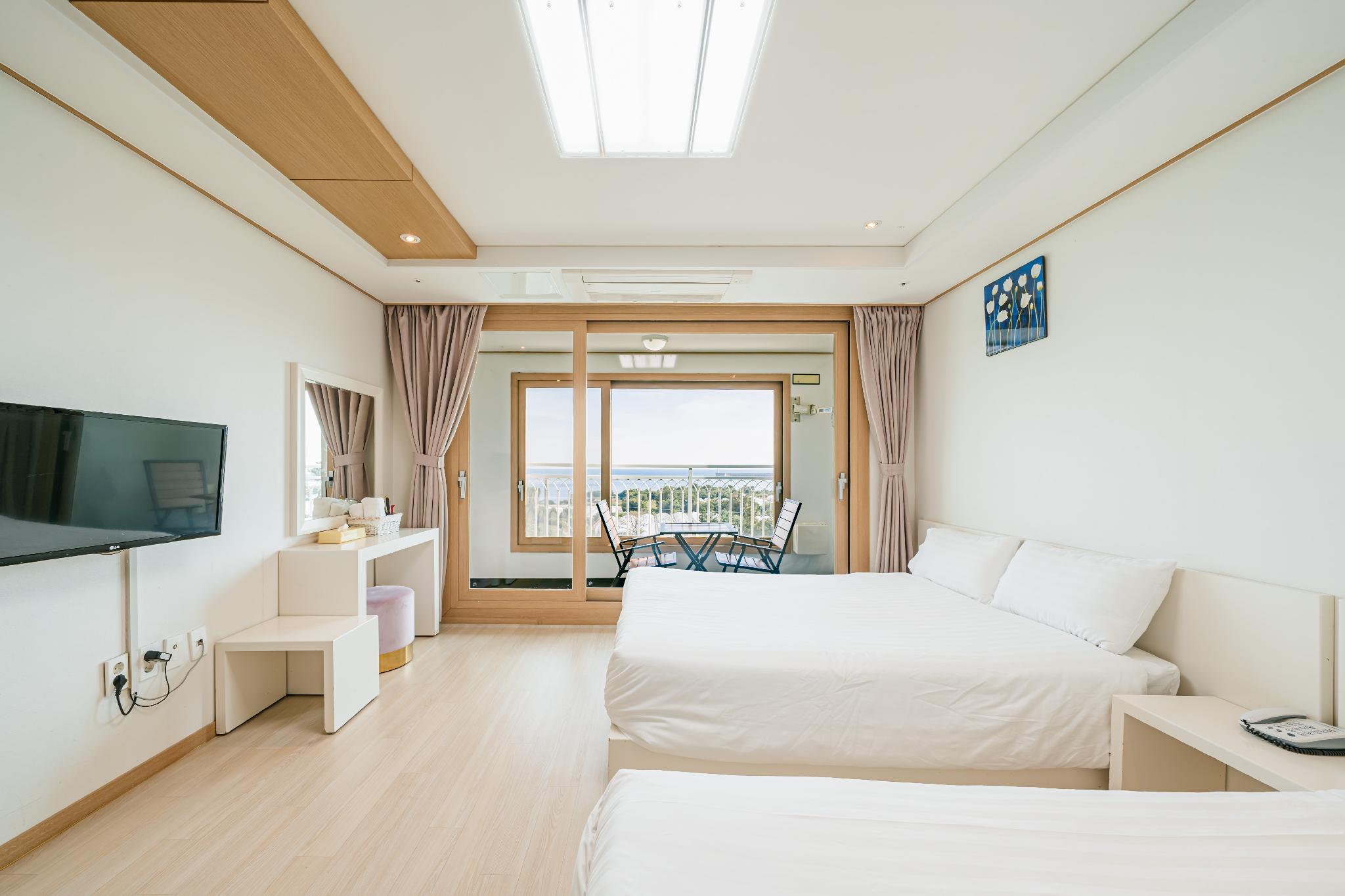 Standard, Double or Twin Bed, 18 Pyeong
