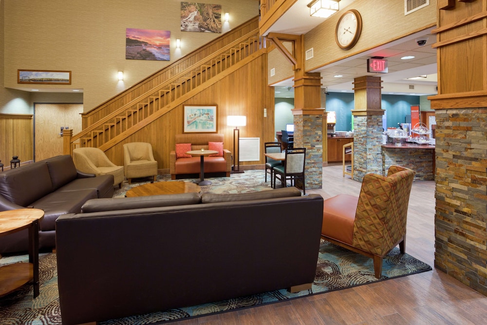 Hampton Inn Duluth Canal Park 44/77