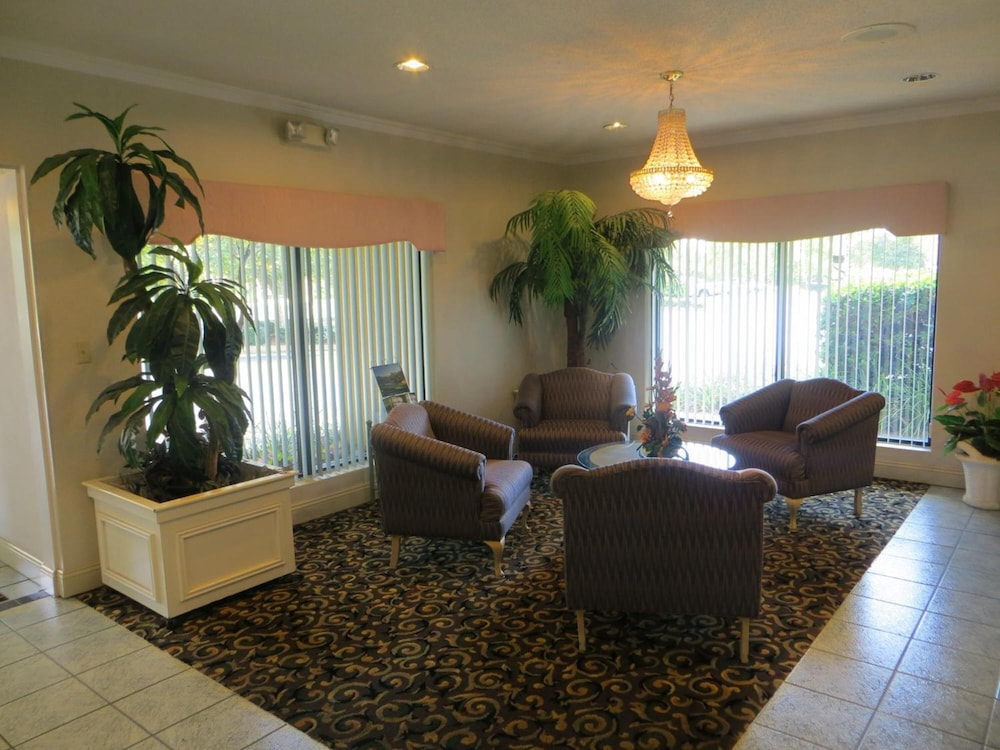 Fairview Inn Suites 32/49