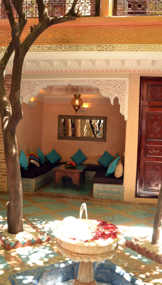 Riad Louaya 12/79
