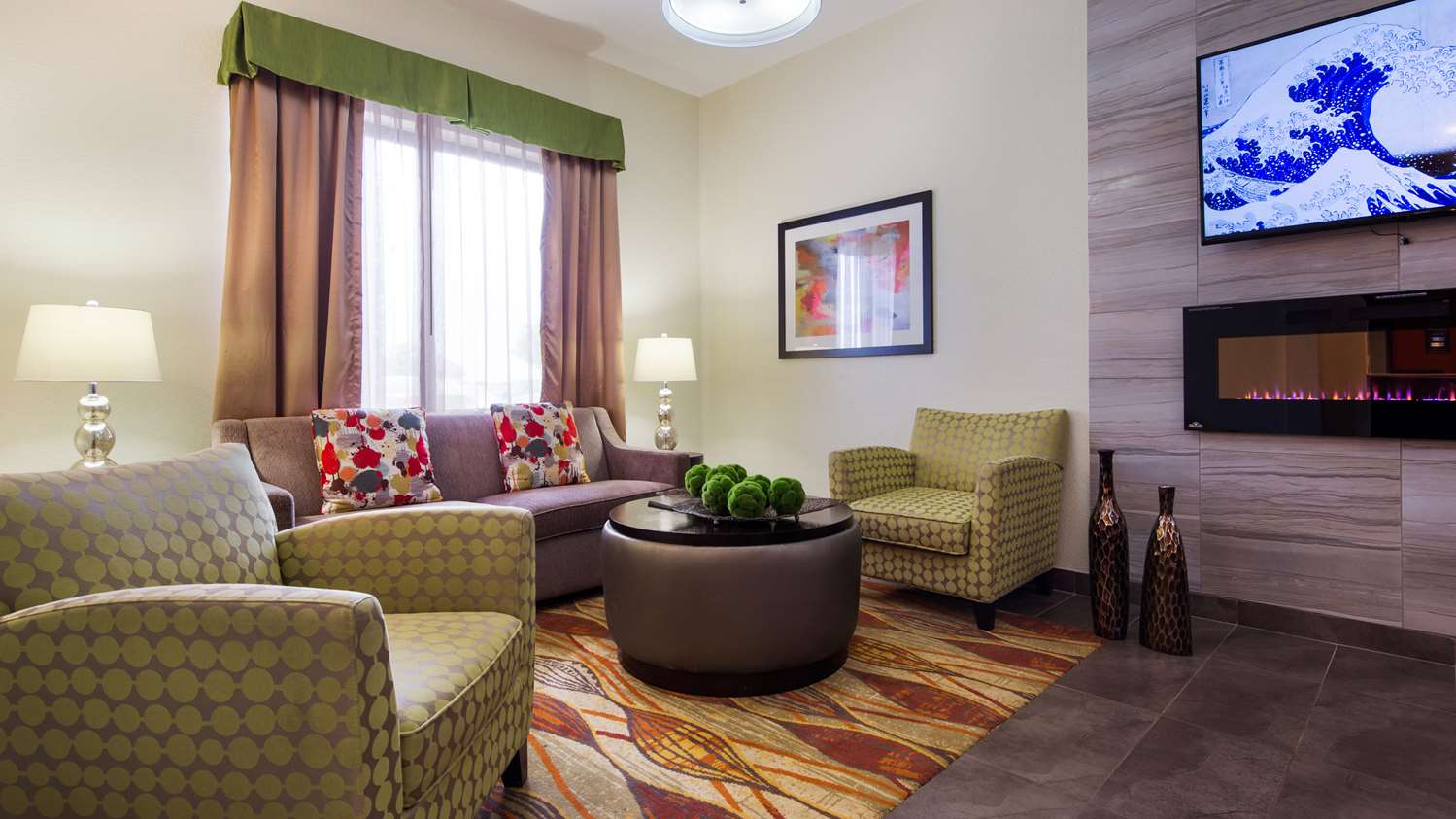 Best Western Plus Fairview Inn & Suites 1/4