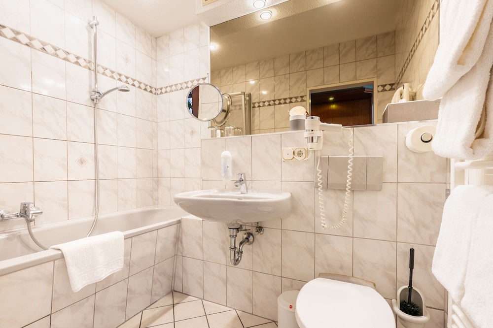 Hotel Frechener Hof 33/40