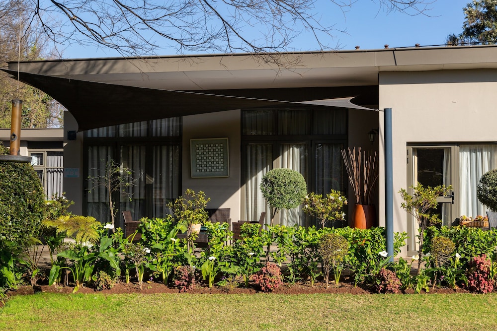 Glen Maine Guest House 2/50