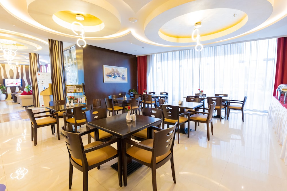 Ewan Tower Hotel Apartments 40/50