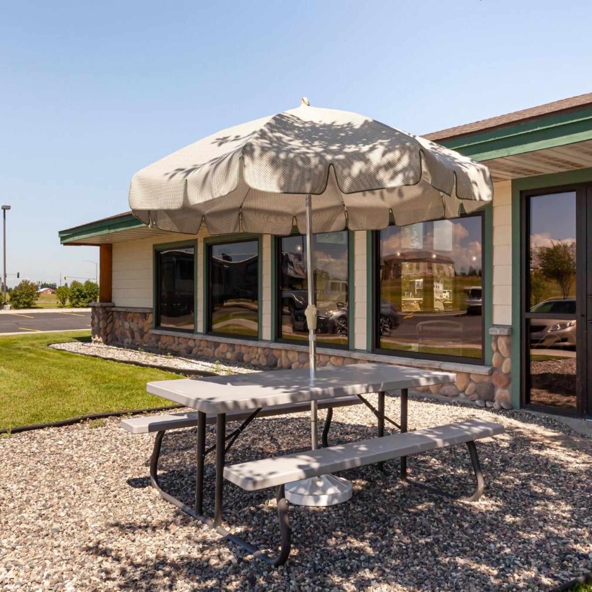 MountainView Lodge and Suites 38/42