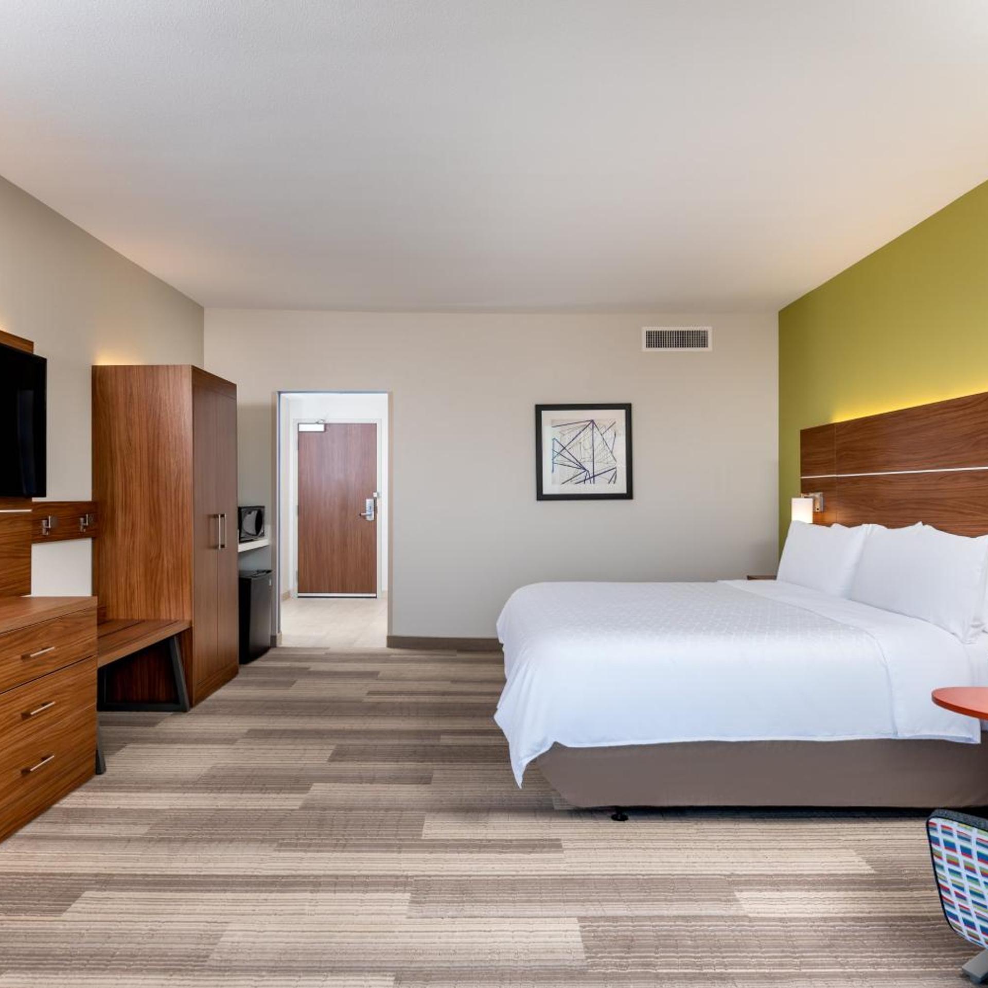 Room, Double Bed, Accessible