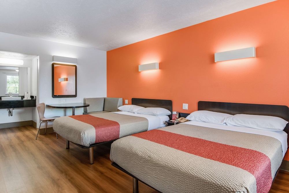 Motel6 Youngstown, OH 4/31