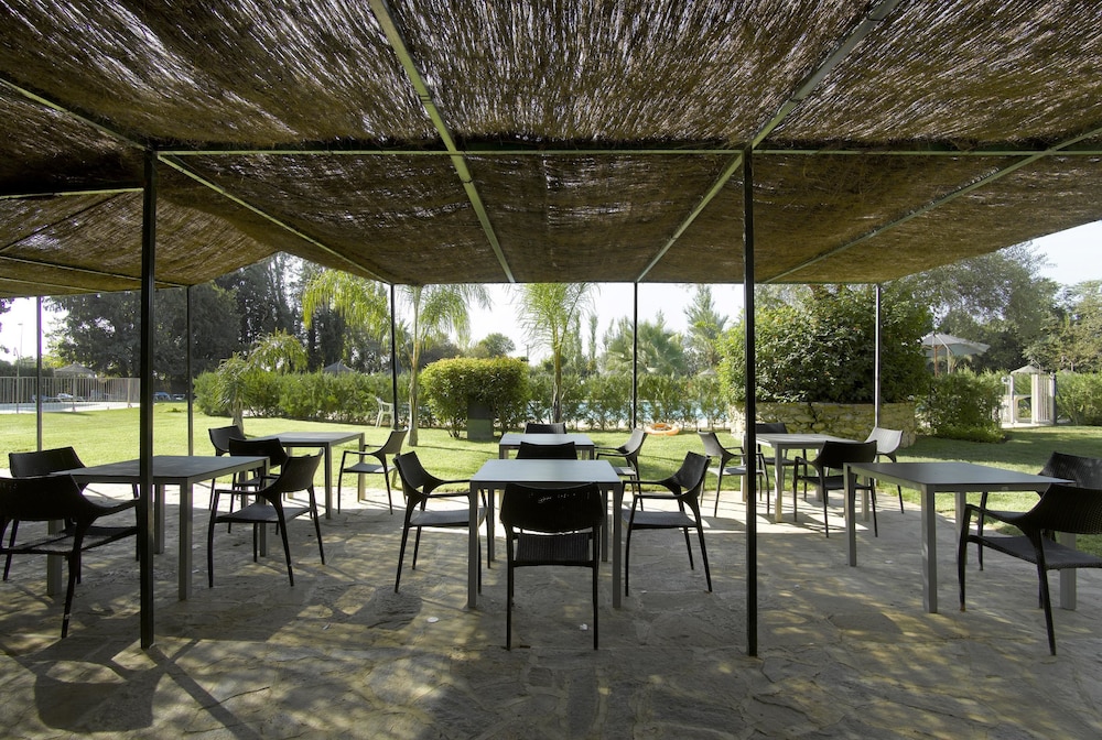 Parador de Cordoba Hotel 39/50