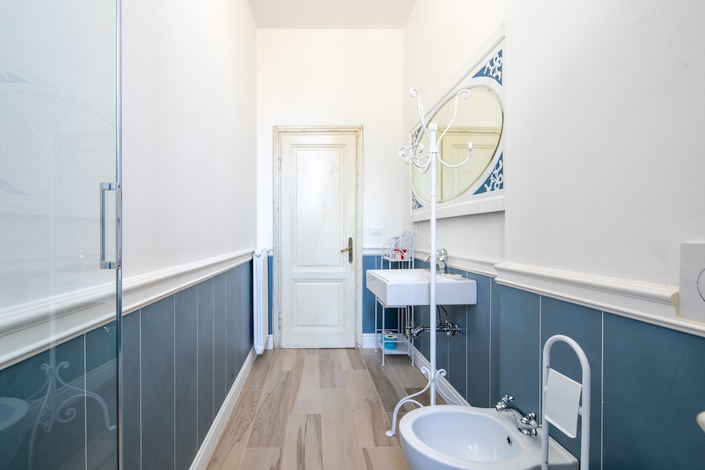 Santa Maria Novella 4 Bedrooms 21/23
