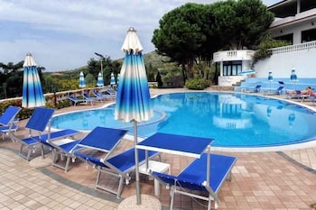 Villaggio Pineta Petto Bianco Hotel 16/60