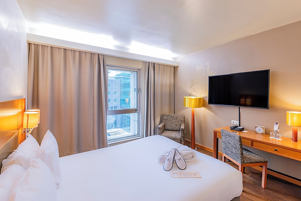 Mercure Lisboa 20/73