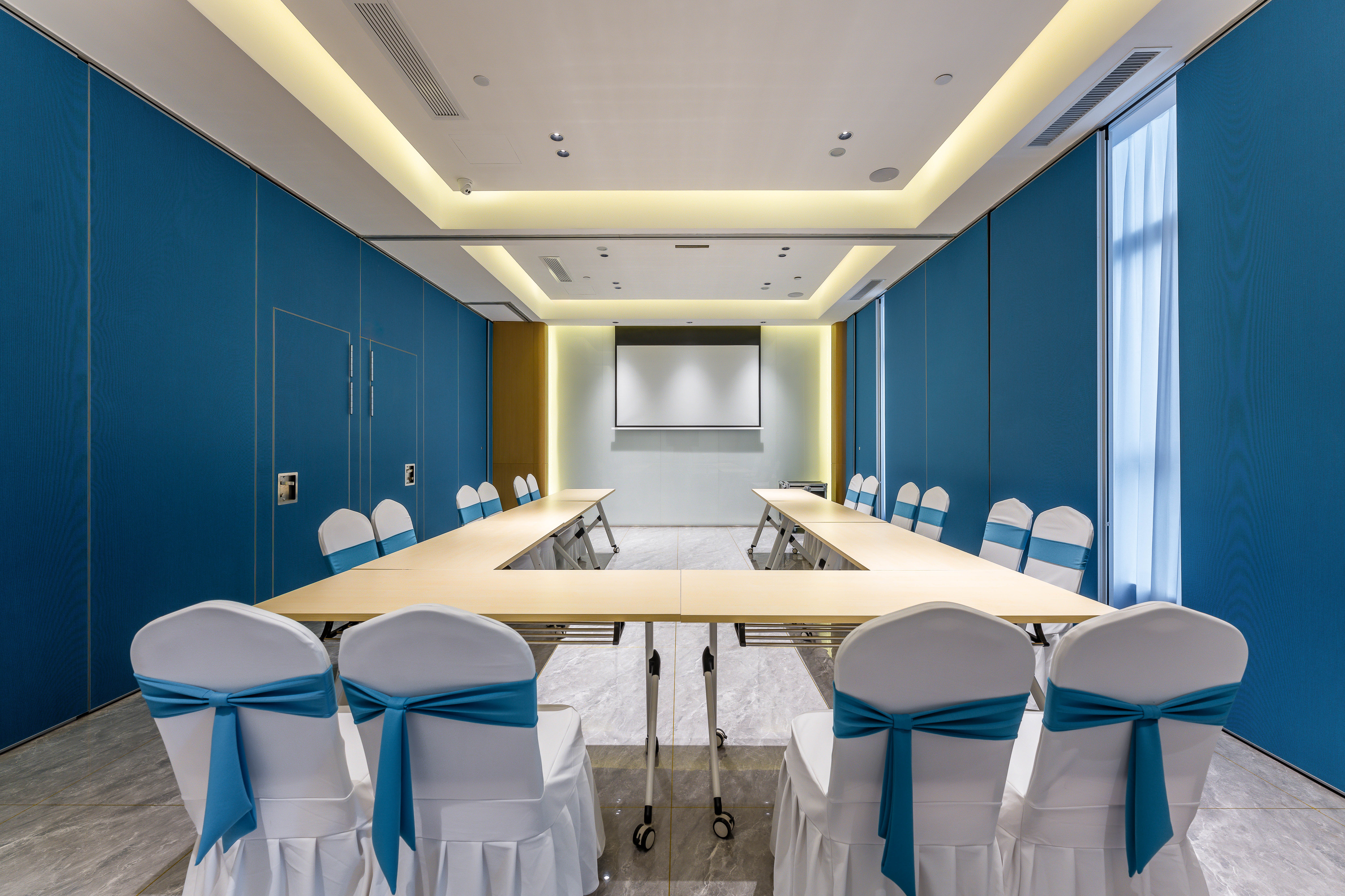 Holiday Inn Express Jurong Xianlin 36/44