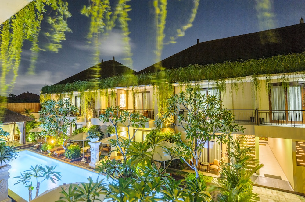 D Penjor Seminyak 6/54