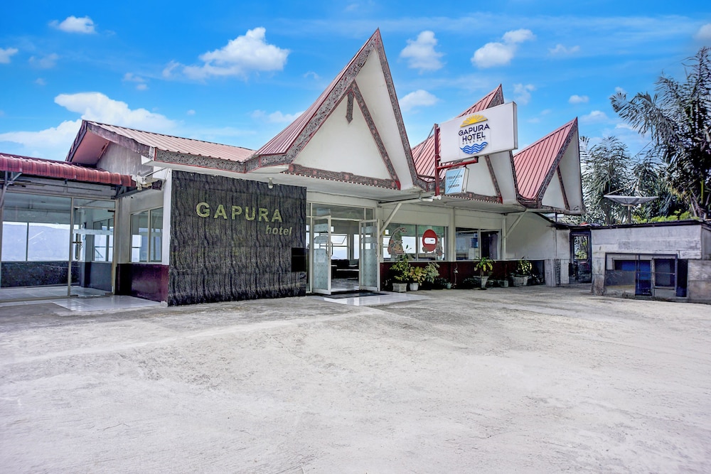 Collection O Gapura Hotel Near Parapat Penatapan Danau Toba 37/39