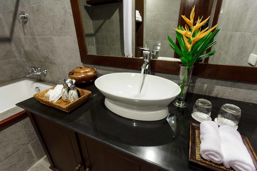 Riverside Boutique Resort Vang Vieng 62/74