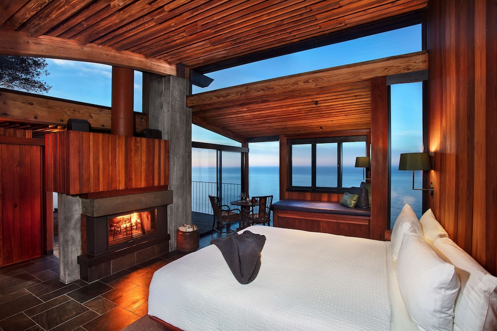 South Wing, Ocean, House, King Bed