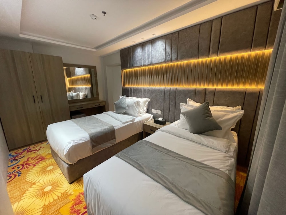 Sweet Land Hotel 23/63