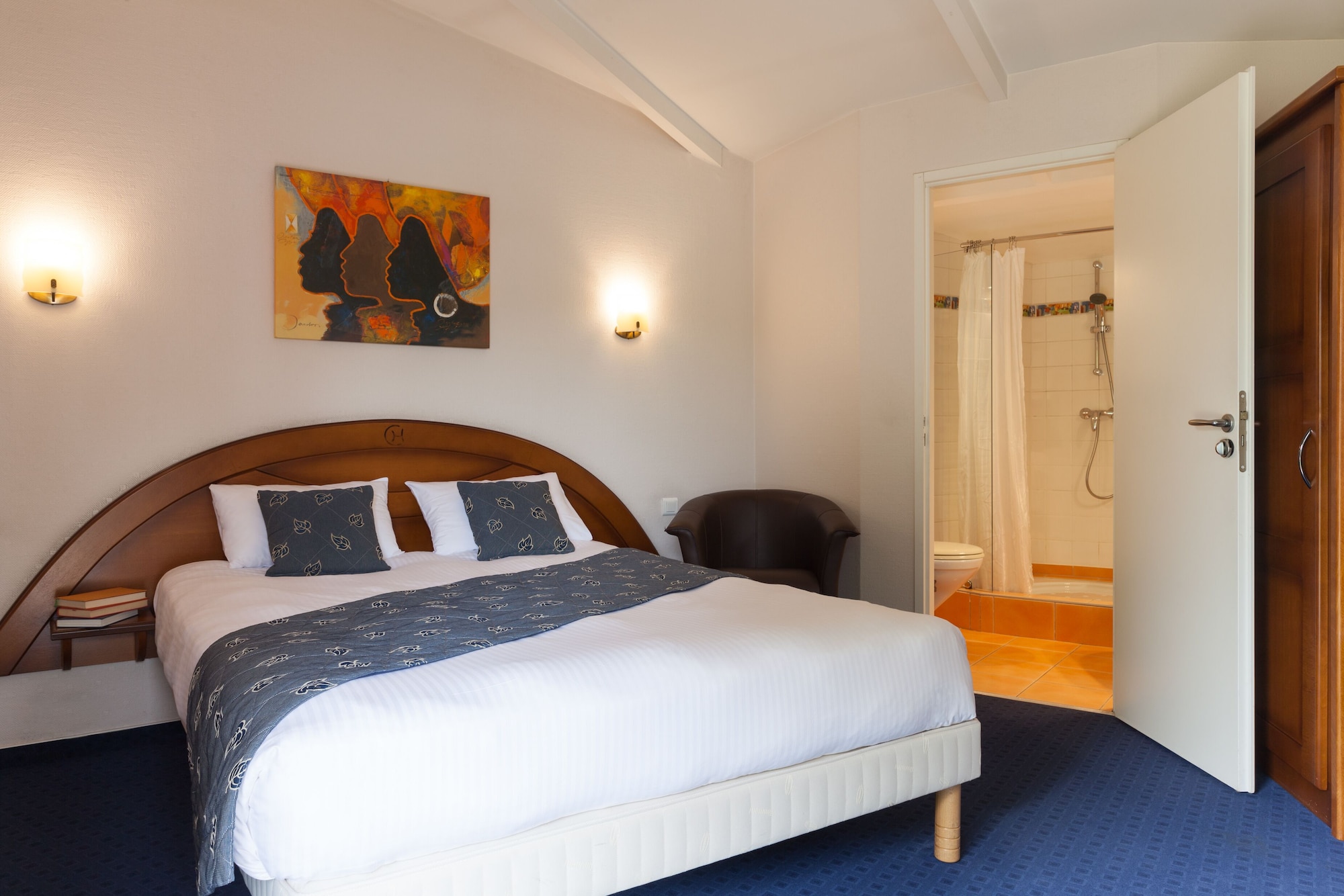 Room at Charme Hotel Montbeliard Sud, Arbouans