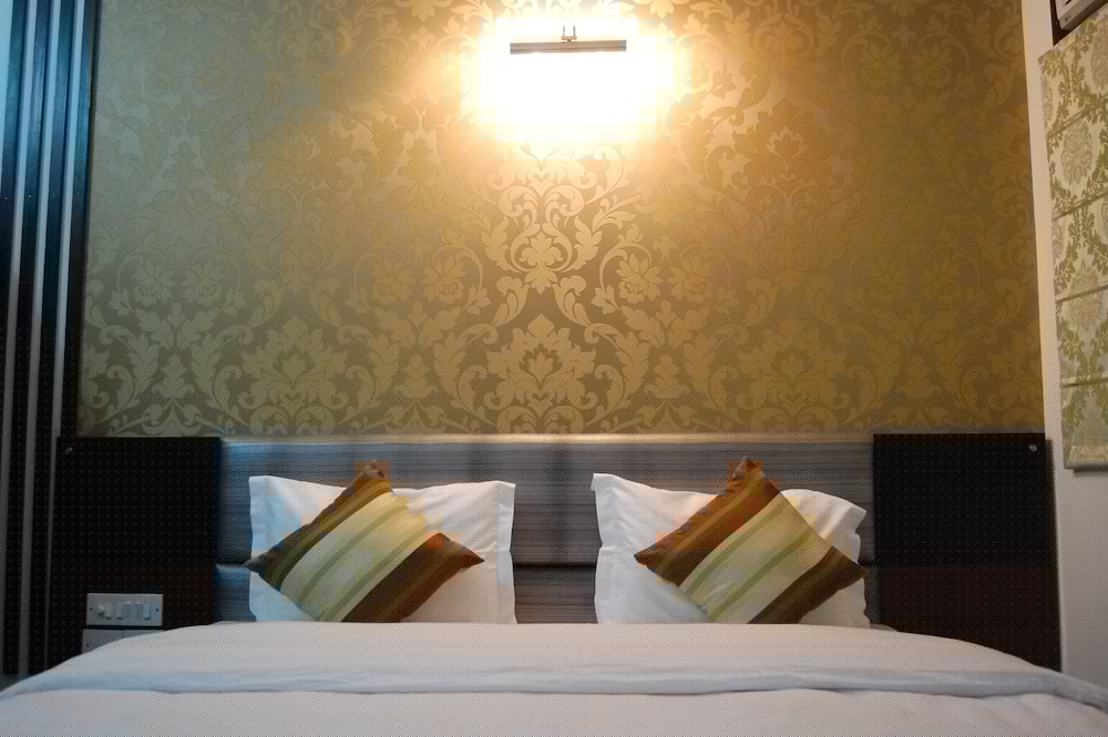 Hotel Delhi Aerocity 50/75