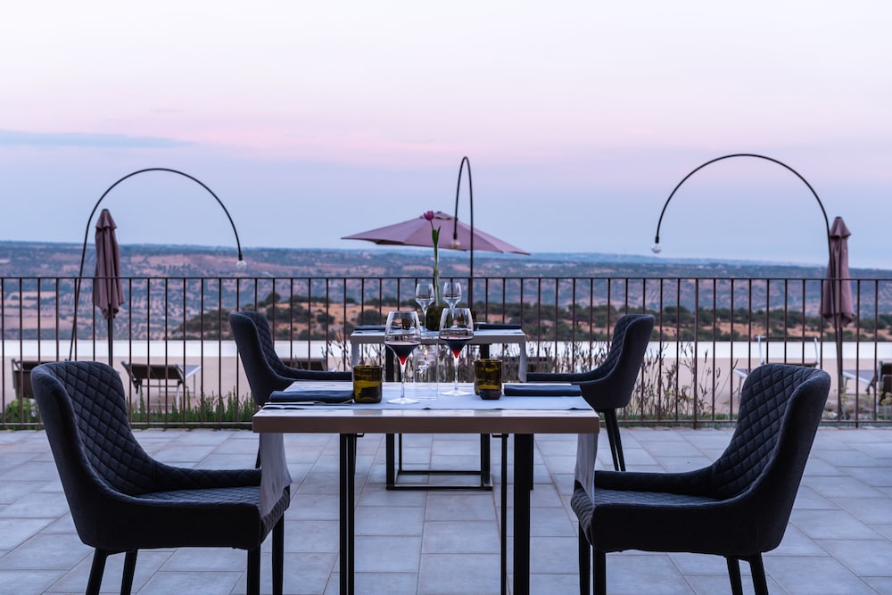 Relais Chiaramonte 62/68