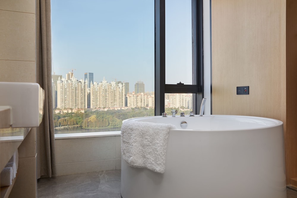 Foshan Virtuous World Hotel 26/26