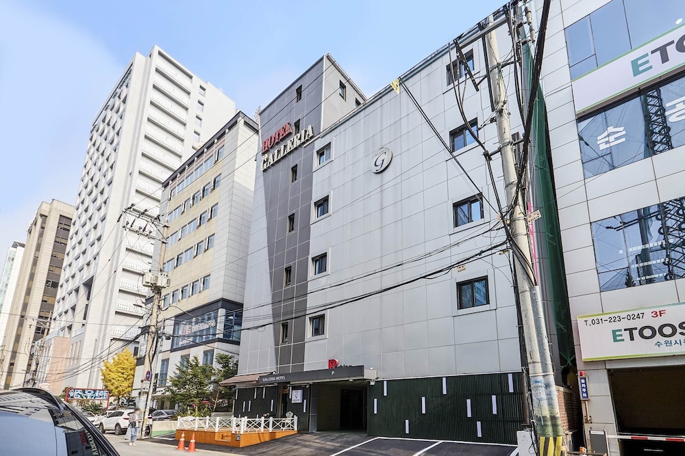 Galleria Hotel 7/50