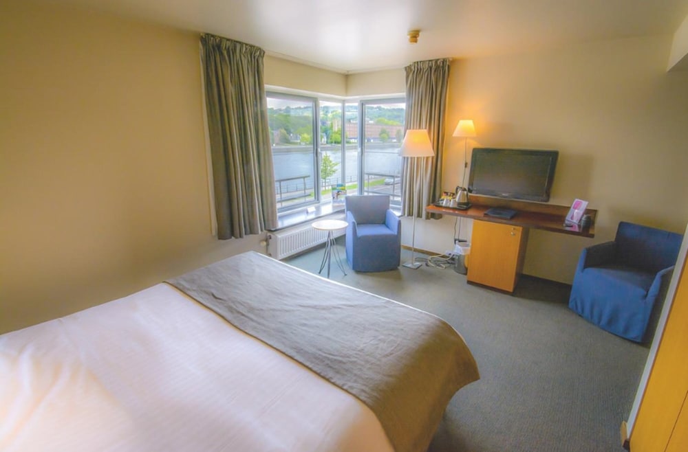 Best Western Sirius 10/30