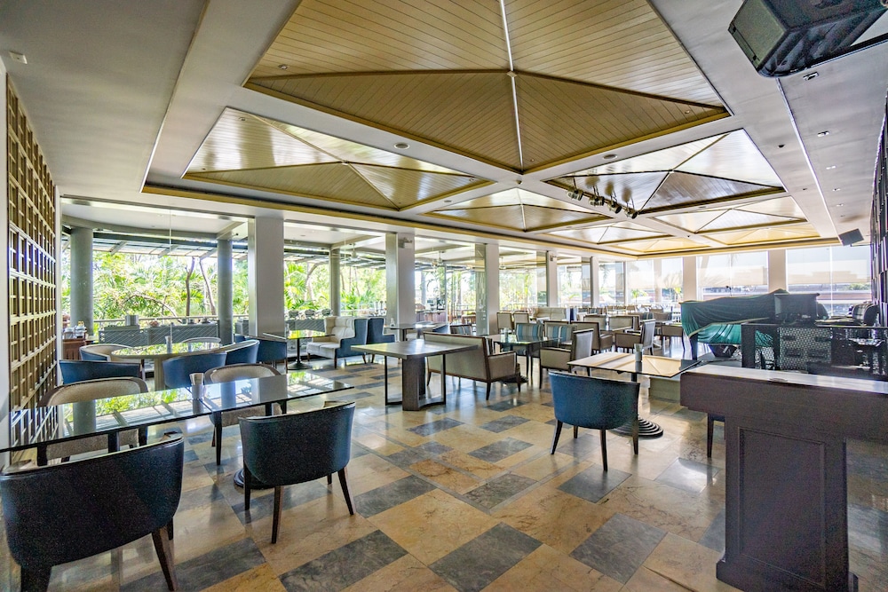 Grand Riverside Hotel Phitsanulok 52/65