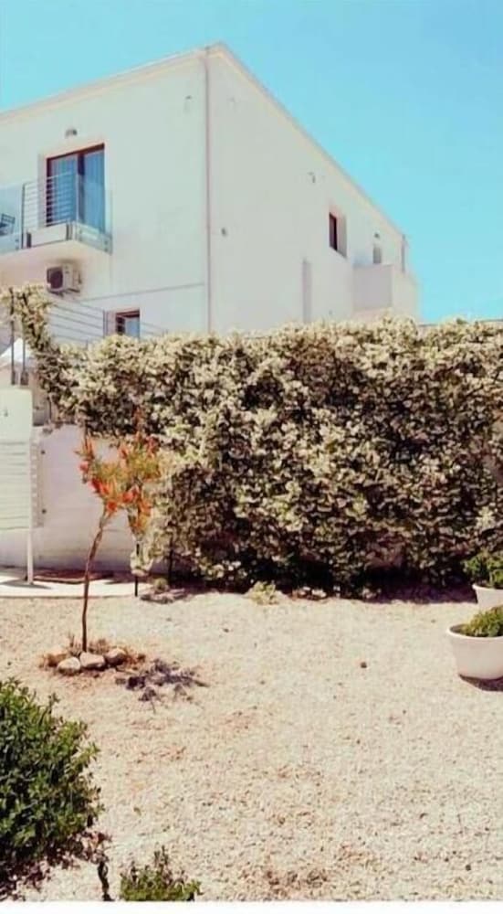B&B Villa Landolina 67/70