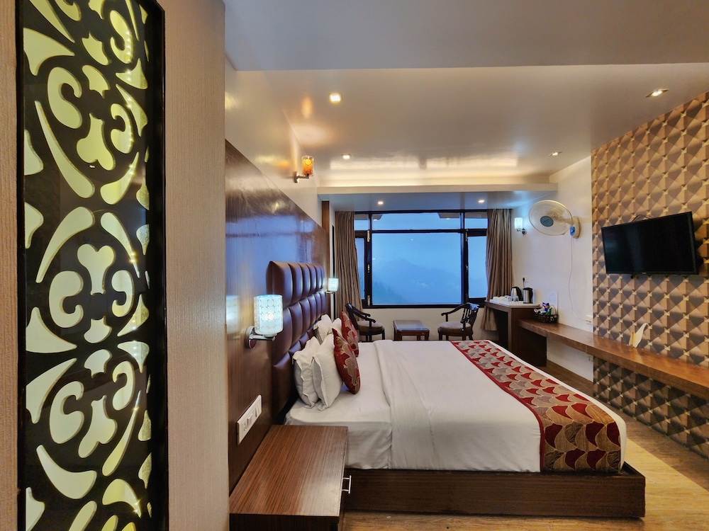 Hotel Surya 13/50
