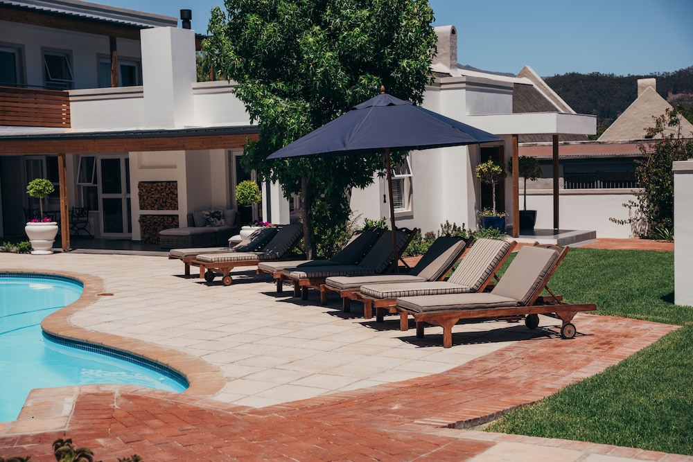 Mirabelle Guesthouse 36/50