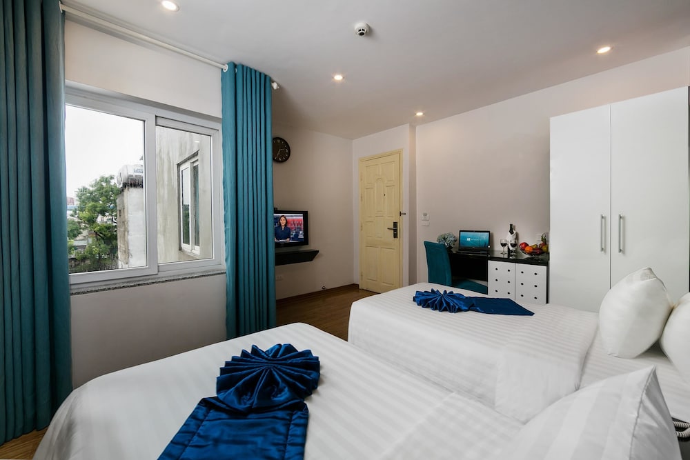Diamond Legend Hotel 34/65