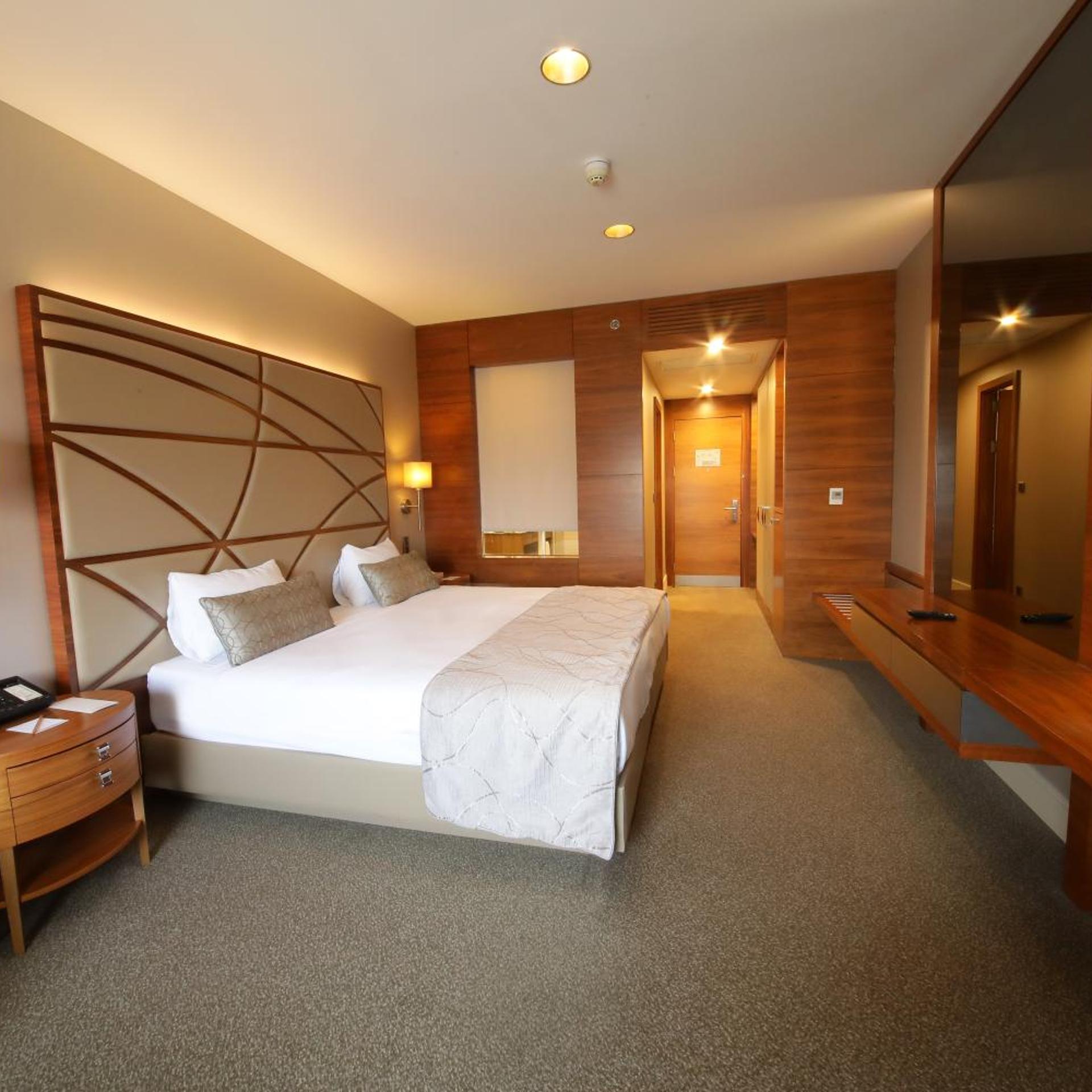 DELUXE, DOUBLE BED, SEA VIEW