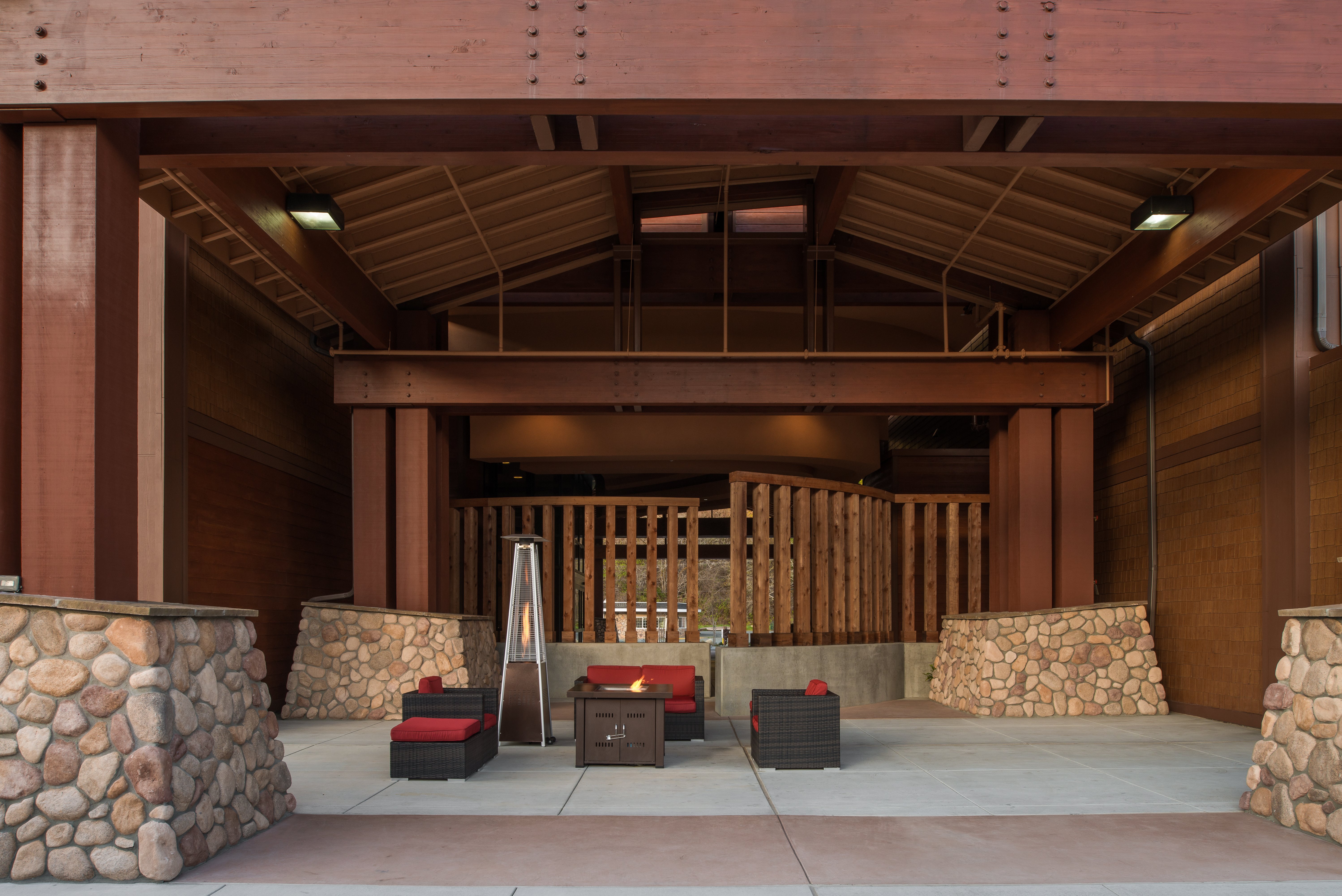 Holiday Inn Express Klamath - Redwood Ntl Pk Area 44/68