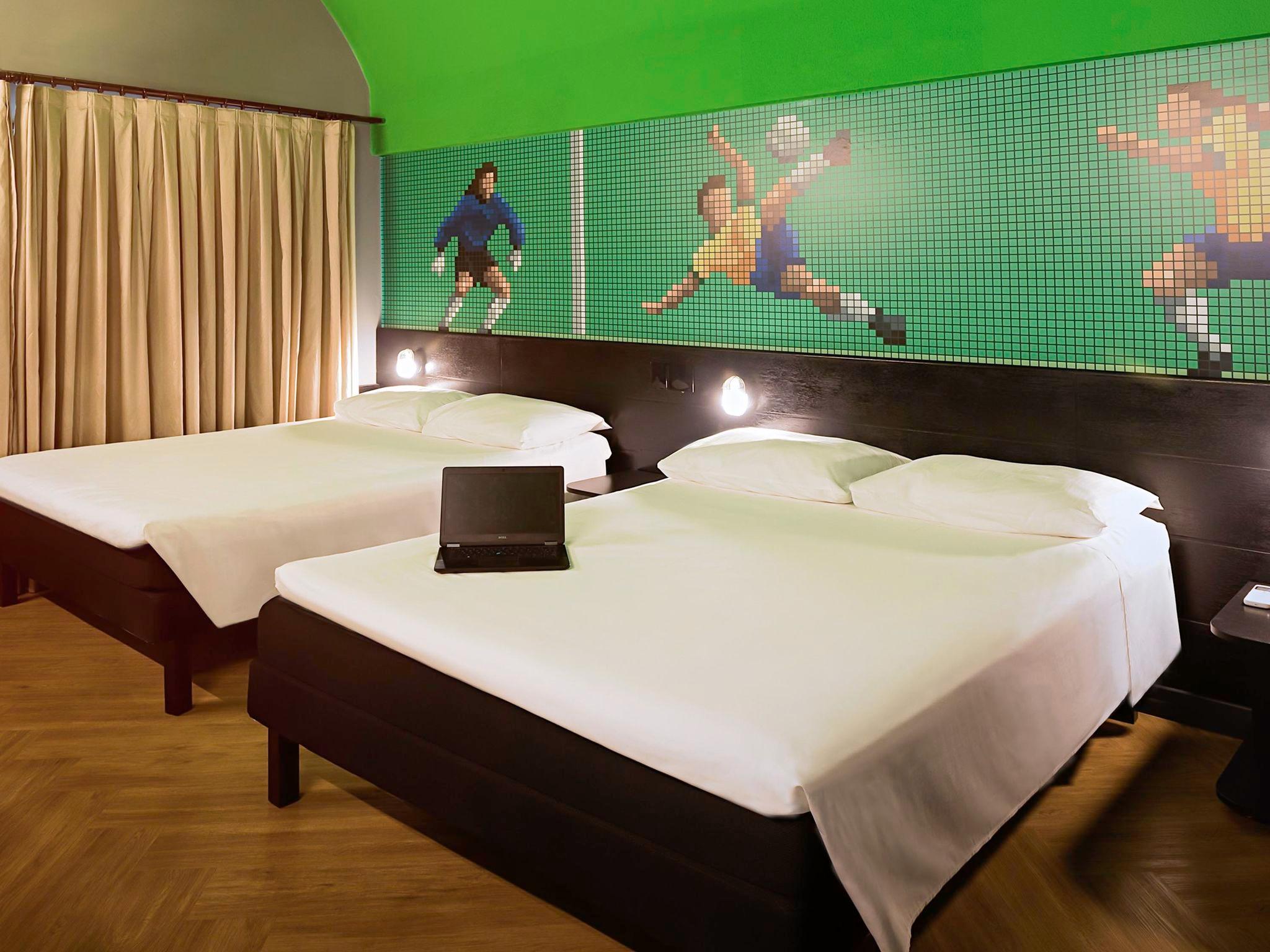 Standard, Double Bed