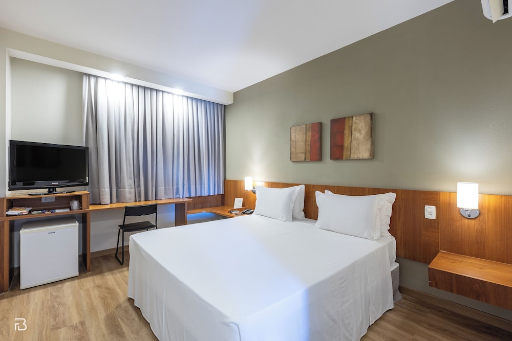 EXECUTIVE INN 13/50