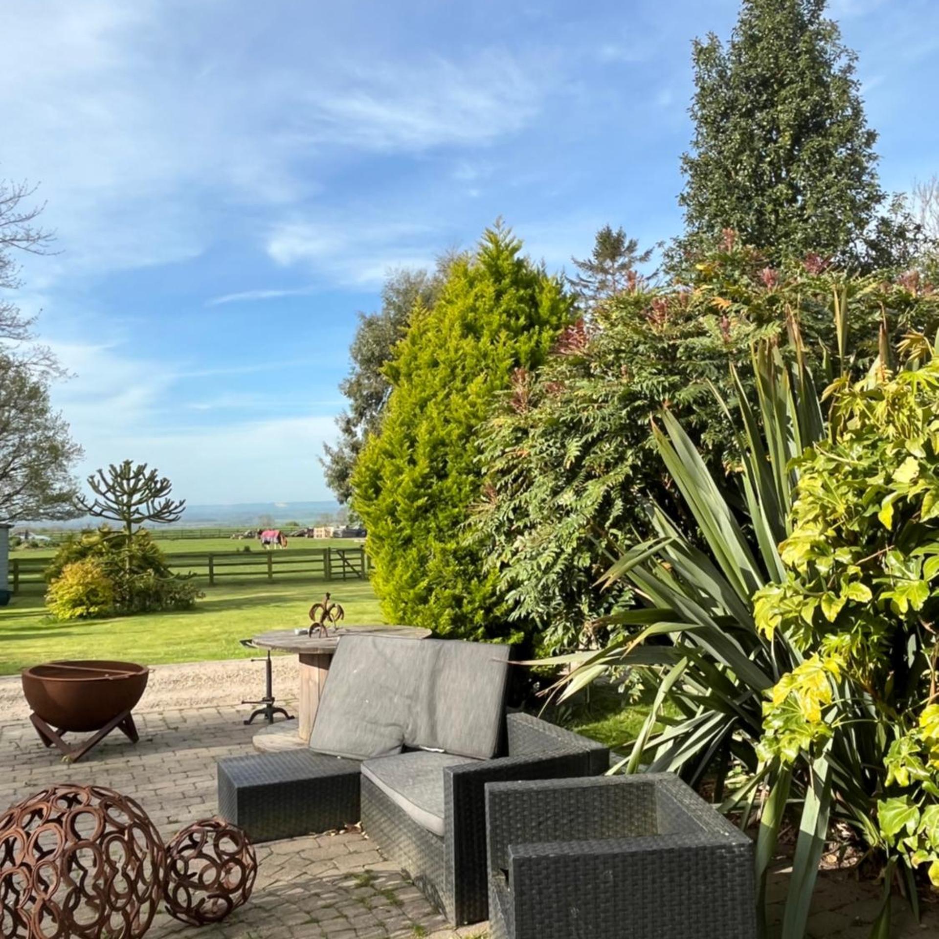 Cottage Lea's Country Hotel & Restaurant 27/32