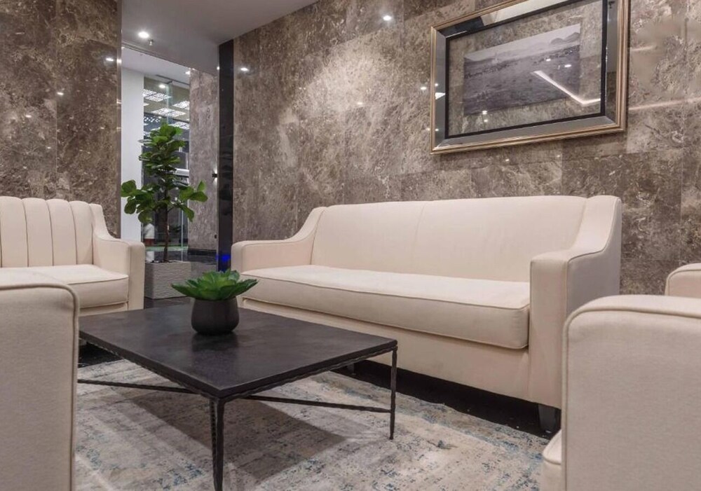 فندق منازل الزائرين(Manazel Al Zaireen Hotel) 37/40