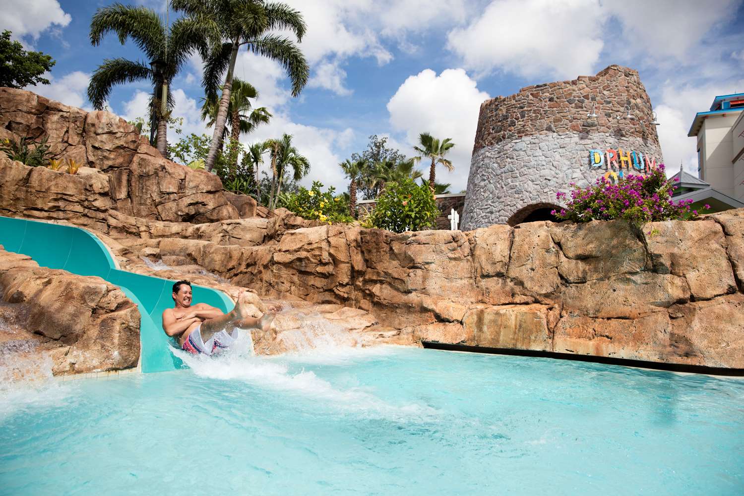 Universal's Loews Sapphire Falls Resort 15/21