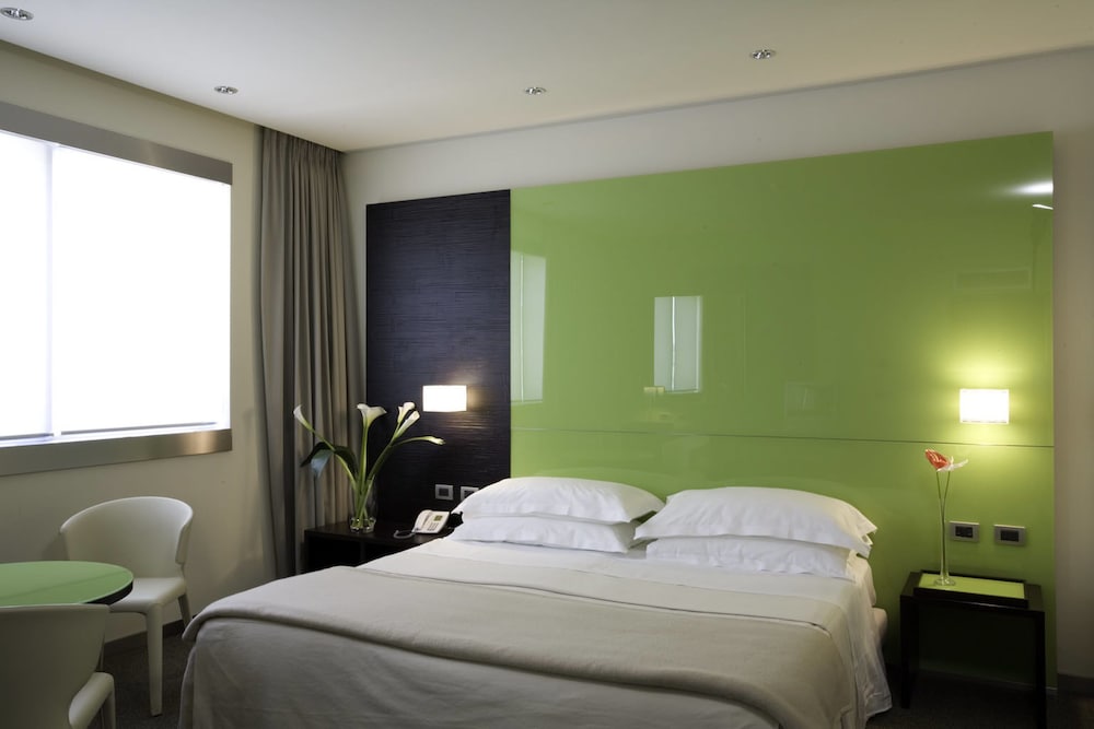 CLASSIC, DOUBLE OR TWIN BED