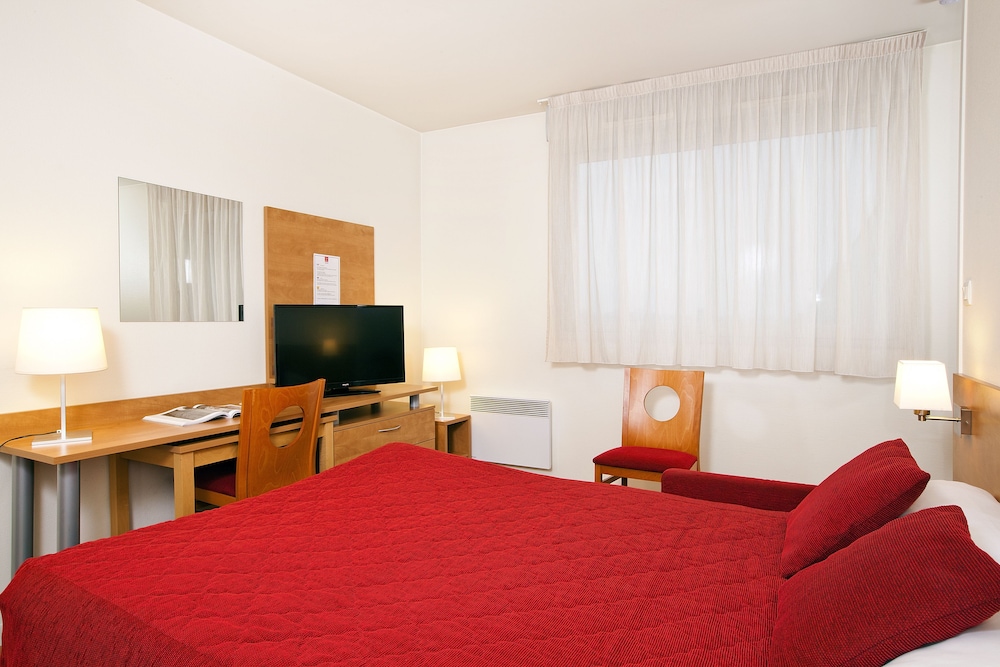 Sejours Et Affaires Rennes Villa Camilla 12/34